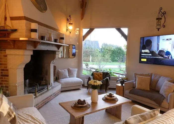 ヴィラ Maisons Normande A 5 Minutes De Deauville ボンヌヴィル・シュル・トゥック